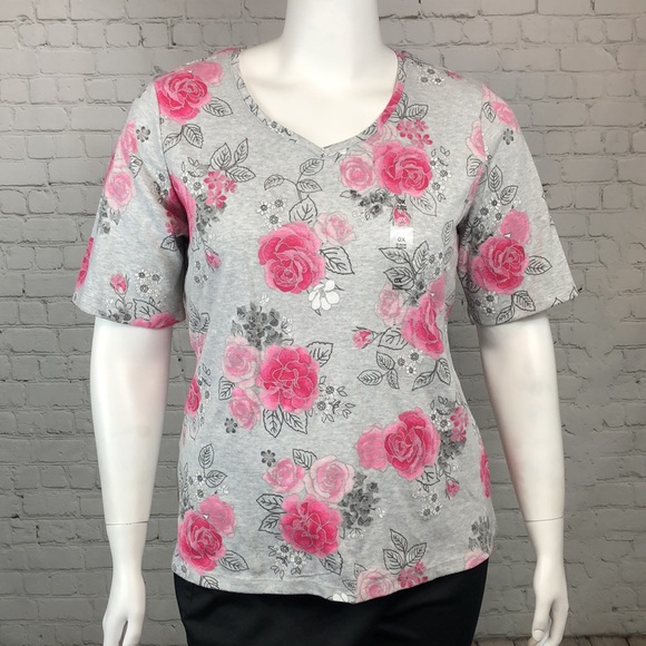 Gray & Pink Rose Print Graphic Tee Plus Size 0X - Picture 2 of 5